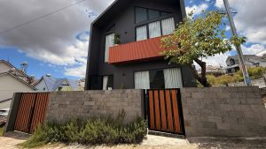 Bán Villa Nam Hồ Đà Lạt 200m² 4 Phòng Ngủ Giá 13,9 Tỷ