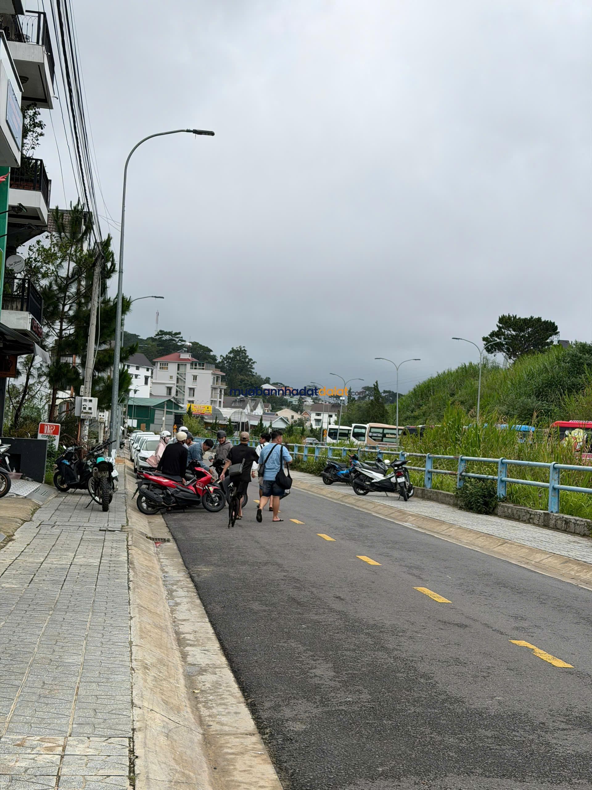 Đường Đất Mặt TiềnDD KQH Phạm Hồng Thái