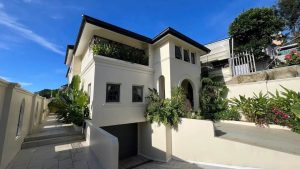 Bán Villa Nghỉ Dưỡng Cao Cấp Triệu Việt Vương Đà Lạt 287,85m² – 4PN, Giá 20 Tỷ
