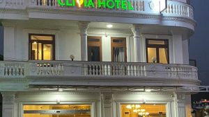 Bán Khách Sạn Mặt Tiền Nguyễn Trãi Đà Lạt – 240m², Khuôn 15,25m x 20m, 18 Phòng, Giá 42 Tỷ