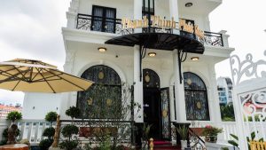 Bán Khách Sạn Mặt Tiền Tô Hiến Thành Đà Lạt – 369,25m², 22 Phòng, 5 Tầng Có Thang Máy, Giá 42 Tỷ